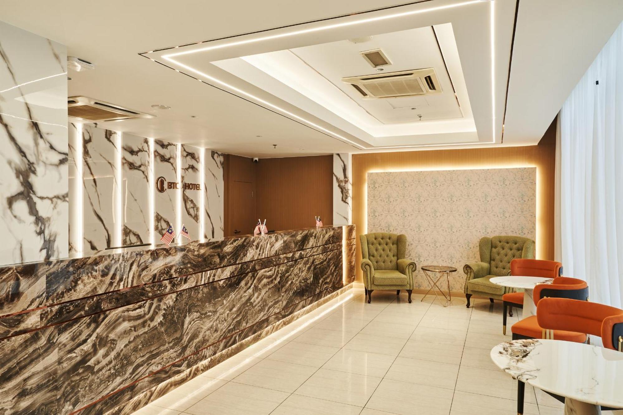 Btc Hotel Malacca Exterior photo